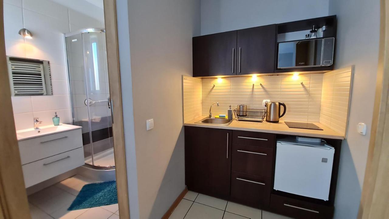 Bela - Pokoje Z Aneksami I Apartamenty Kołobrzeg Extérieur photo